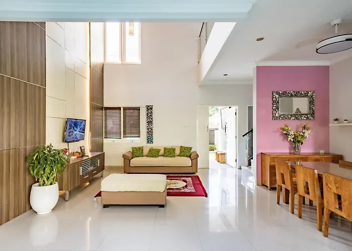 Casa Raya 4br Rayana By Damaresa *