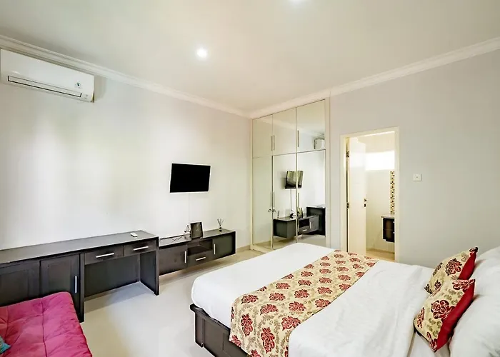 Villa Casa Raya 4br Rayana By Damaresa Kuta (Bali)