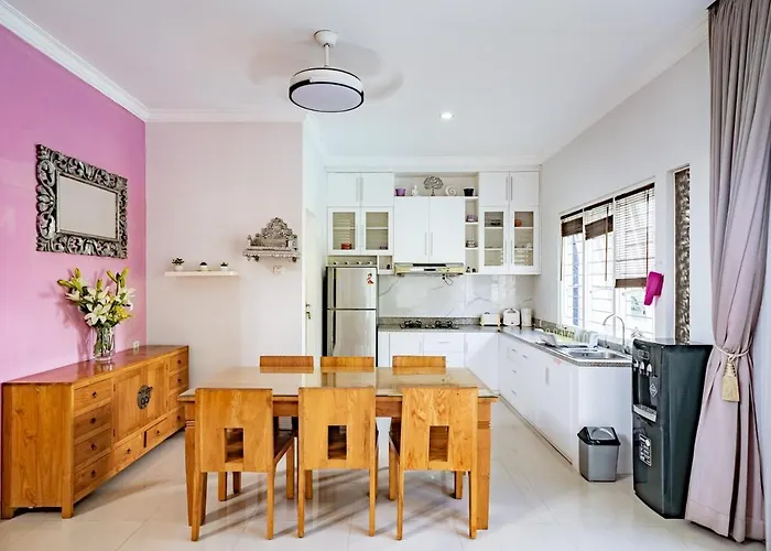 Casa Raya 4br Rayana By Damaresa Villa *
