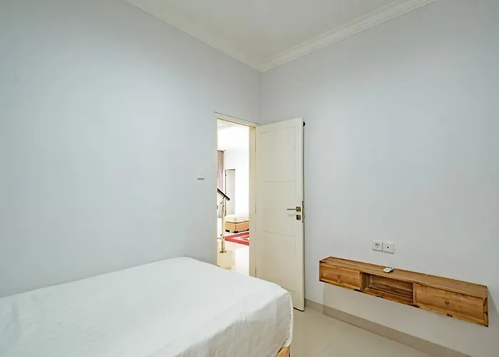 Casa Raya 4br Rayana By Damaresa Villa *