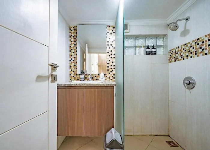 Casa Raya 4br Rayana By Damaresa * Kuta (Bali)