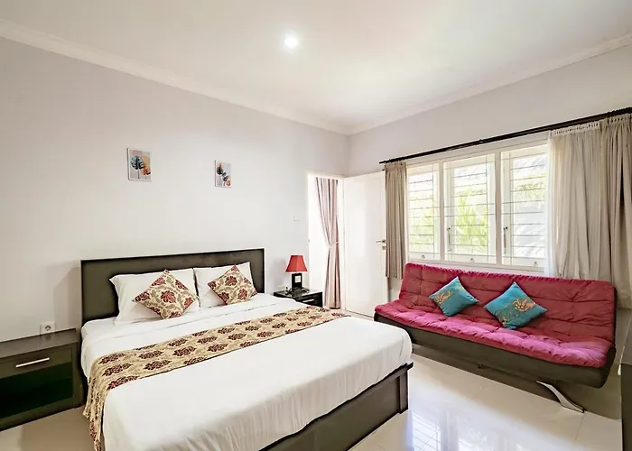 Casa Raya 4br Rayana By Damaresa